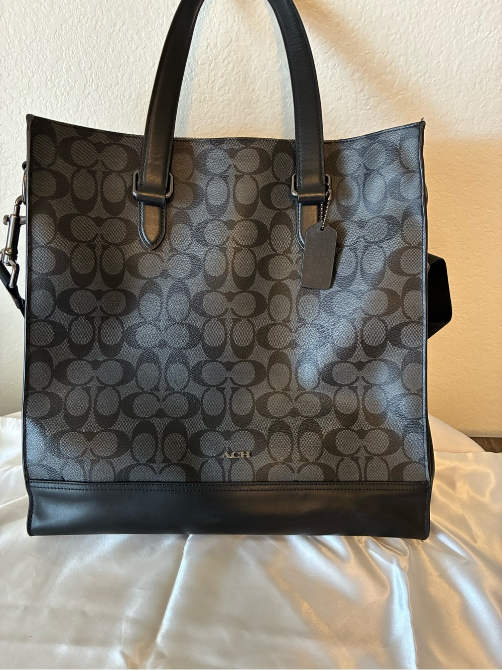 Coach Black/Charcoal Signature Tote Authentic